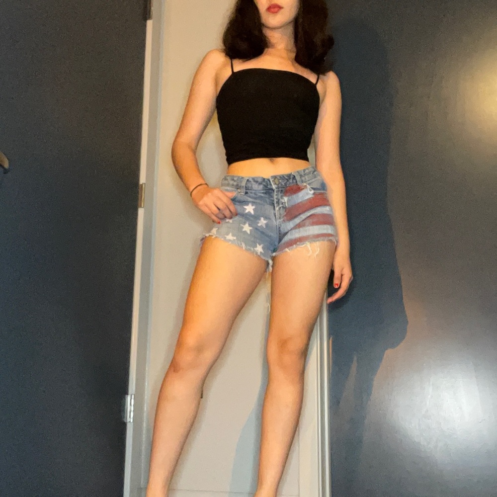 American Eagle U.S.A. Denim Flag Shorts; Size: S